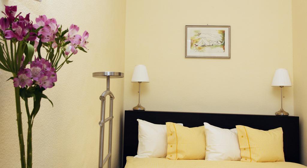 Classic Central Apartment Budapest Room photo